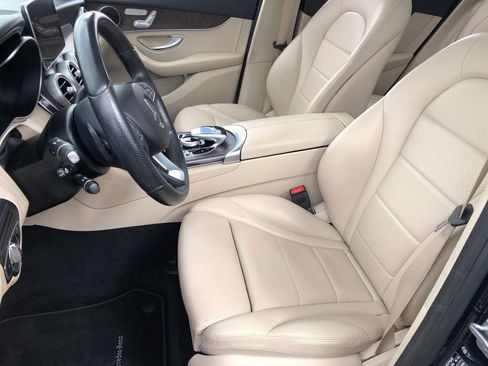 Used 2018 Mercedes-Benz GLC 300 GLC 300 image 19