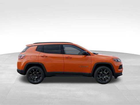 New 2026 Jeep Compass Latitude image 21