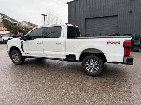 Used 2024 Ford F350 Lariat w/ Lariat Ultimate Package image 11