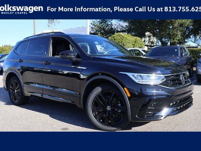 Certified 2022 Volkswagen Tiguan SE R-Line