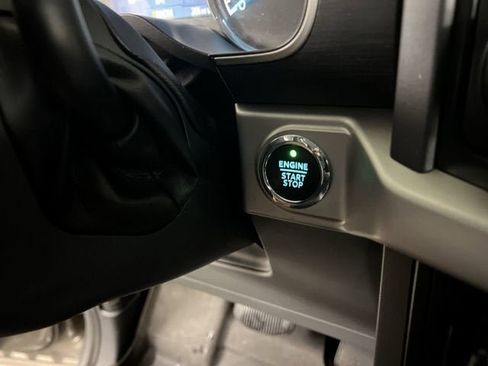 Used 2022 Ford F150 XLT w/ Equipment Group 302A High AWD/4WD image 17