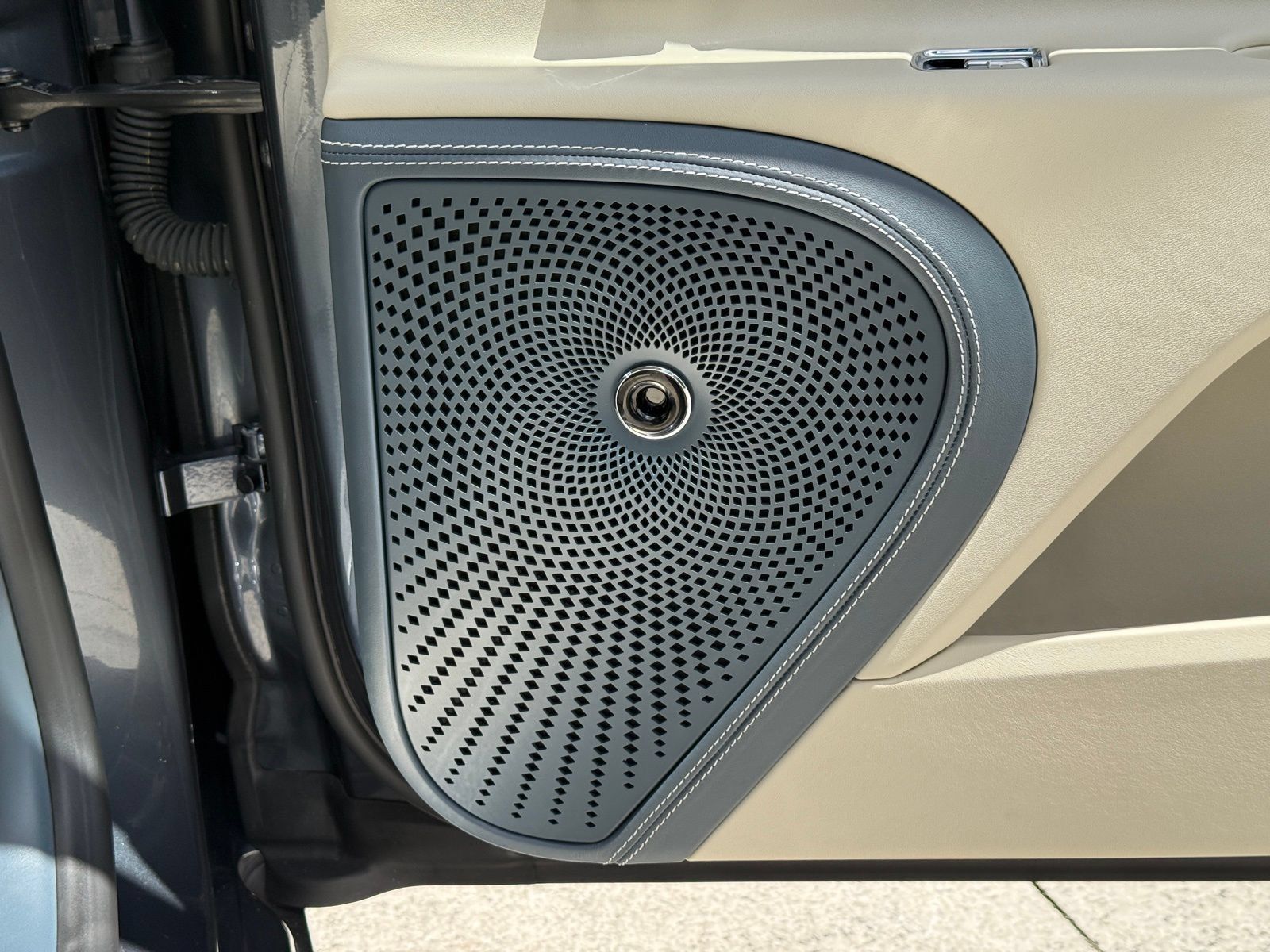 Used 2020 Bentley Flying Spur W12 AWD/4WD image 27