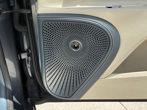 Used 2020 Bentley Flying Spur W12 AWD/4WD image 27