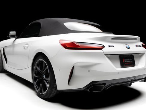 Used 2025 BMW Z4 M40i w/ Edition image 37