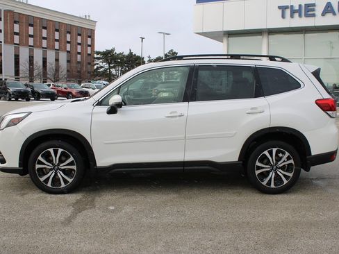 Used 2023 Subaru Forester Limited image 8