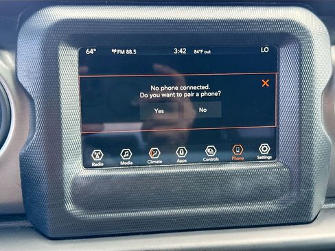 Used 2023 Jeep Wrangler Unlimited w/ Convenience Group image 14