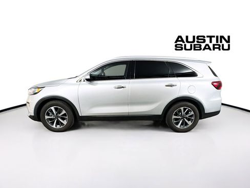 Used 2019 Kia Sorento EX image 4