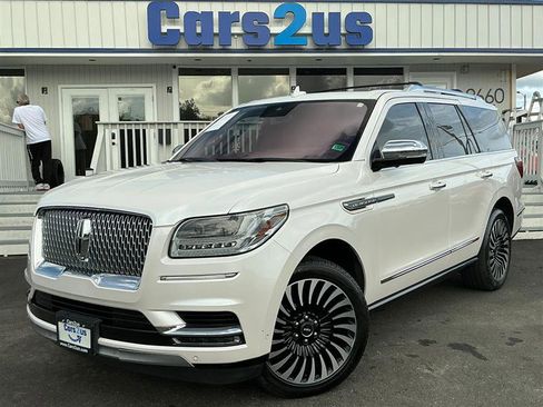 Used 2018 Lincoln Navigator Black Label w/ Cargo Package image 2