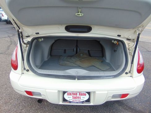 Used 2007 Chrysler PT Cruiser Convertible w/ Spring Special Group image 27