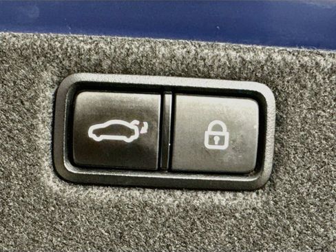 Used 2016 Hyundai Genesis 3.8 w/ Option Group 04 AWD/4WD image 34
