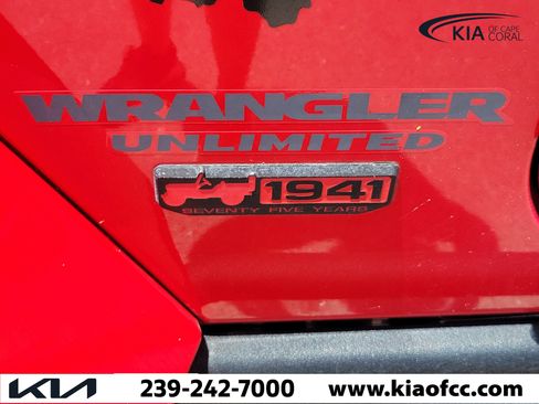 Used 2016 Jeep Wrangler Unlimited Rubicon AWD/4WD image 10