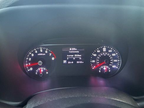 Used 2020 Kia Soul LX image 23