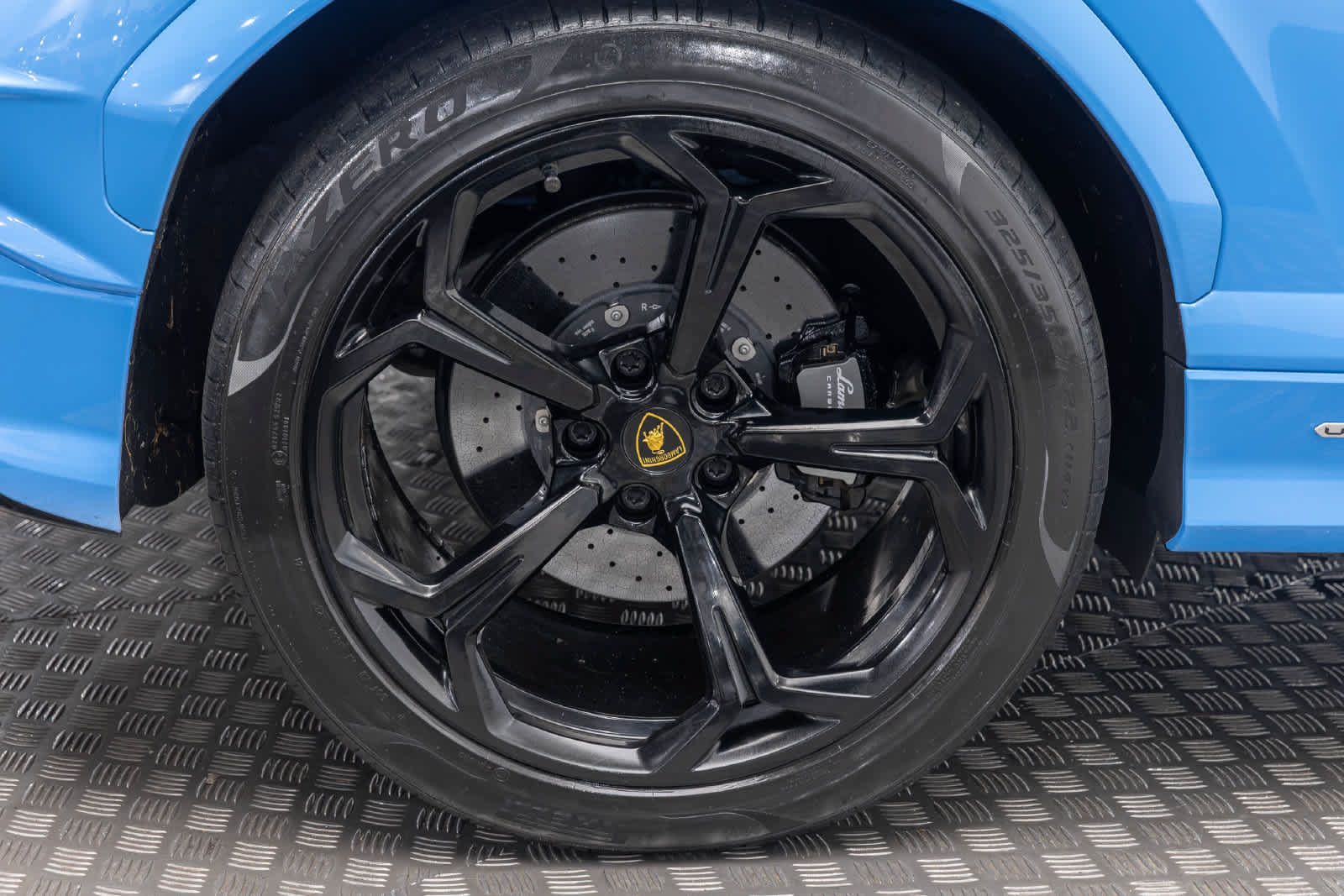 Used 2023 Lamborghini Urus S AWD/4WD image 55
