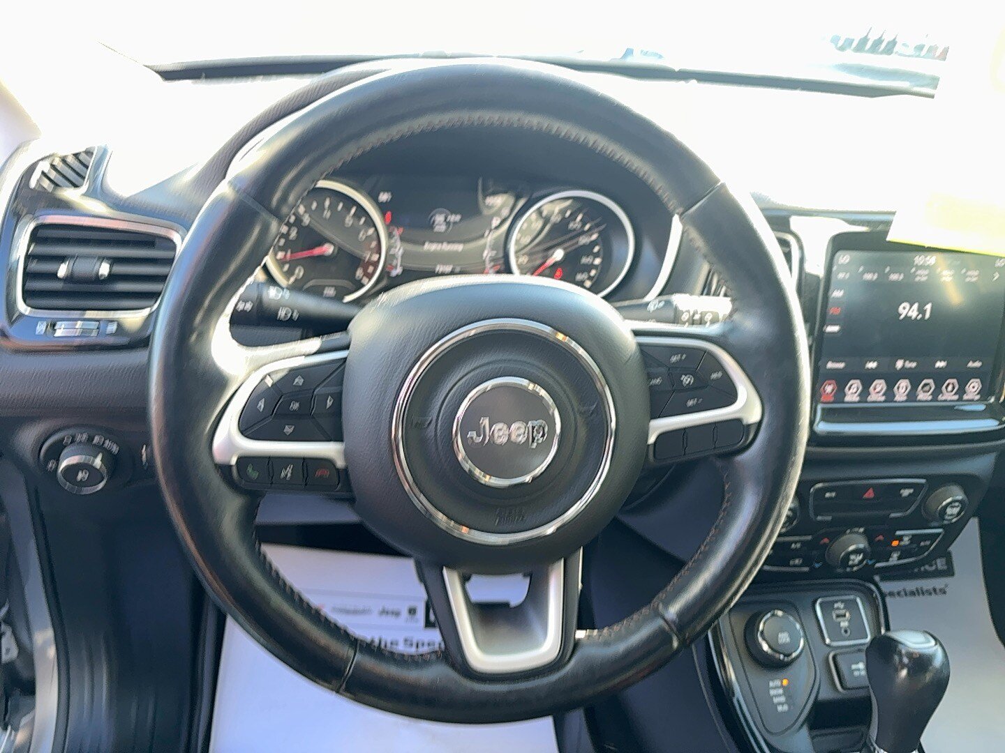 Used 2018 Jeep Compass Limited AWD/4WD image 13