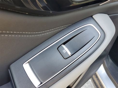 Used 2024 Subaru Outback Limited image 14