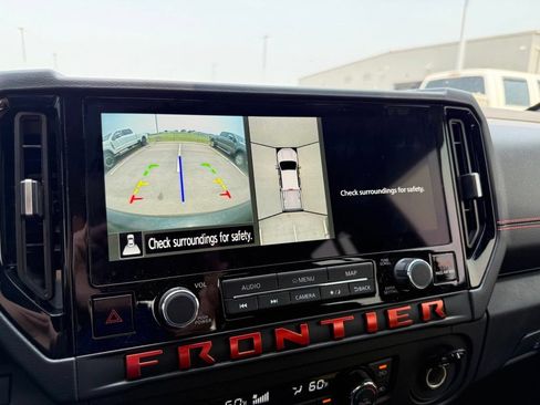 Used 2025 Nissan Frontier PRO-4X w/ Pro Premium Package AWD/4WD image 14