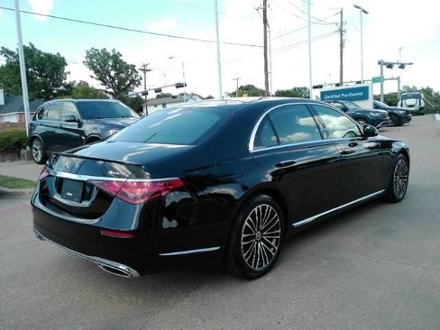 Used 2024 Mercedes-Benz S 580e 4MATIC Sedan image 8