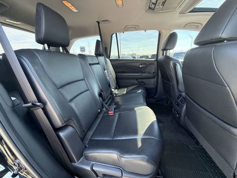 Used 2016 Honda Pilot Touring image 33