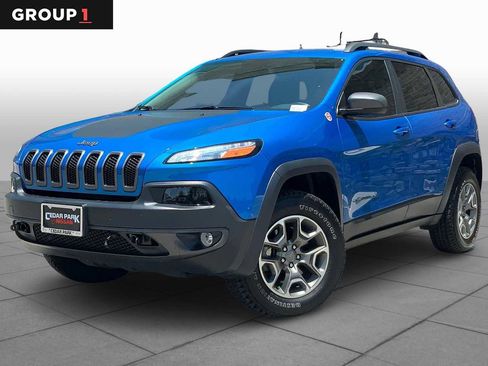 Used 2017 Jeep Cherokee Trailhawk w/ Comfort/Convenience Group image 1