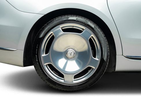Used 2024 Mercedes-Benz Maybach S 580 4MATIC image 34