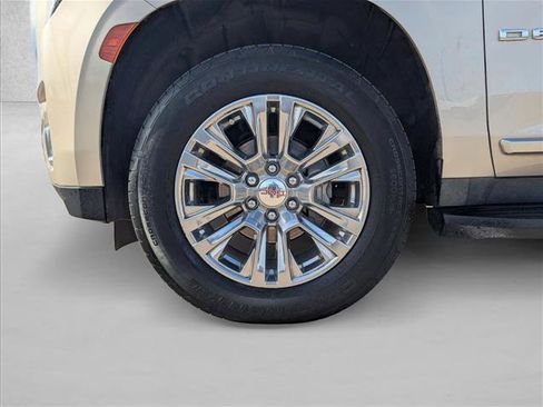 Used 2023 GMC Yukon XL Denali w/ Max Trailering Package AWD/4WD image 22