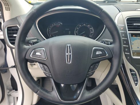 Used 2018 Lincoln MKX Black Label w/ Driver Assistance Package AWD/4WD image 14