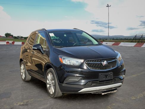 Used 2019 Buick Encore Preferred FWD image 2