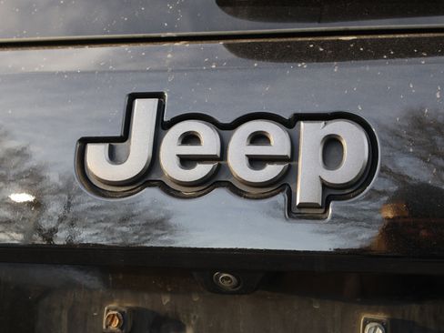 Used 2019 Jeep Grand Cherokee High Altitude image 16