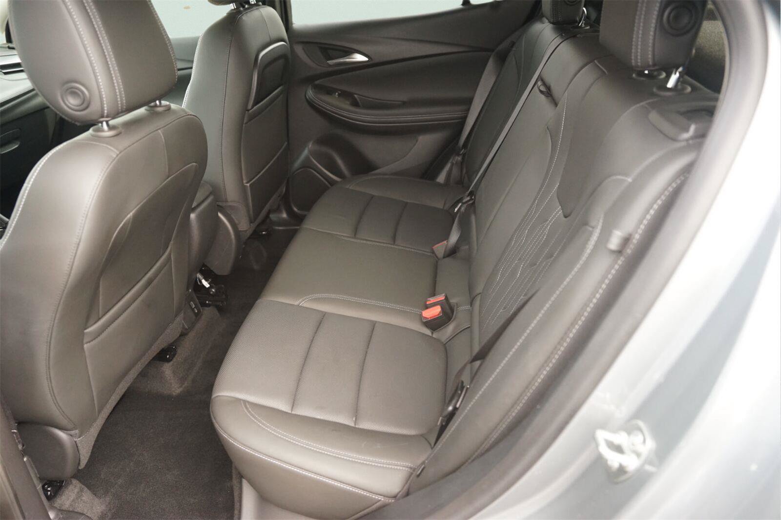 Used 2025 Buick Encore GX Avenir w/ Avenir Technology Package FWD image 12