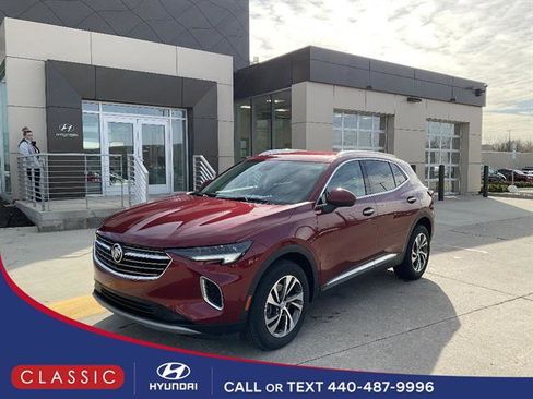 Used 2023 Buick Envision Essence image 1