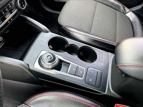 Used 2024 Ford Escape ST-Line image 16