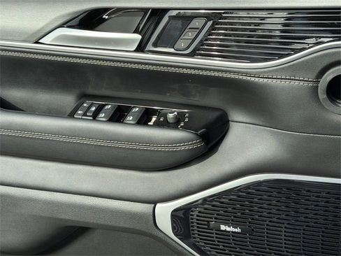 New 2026 Jeep Grand Wagoneer L Limited image 33