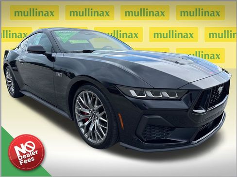Used 2024 Ford Mustang GT Premium RWD image 1