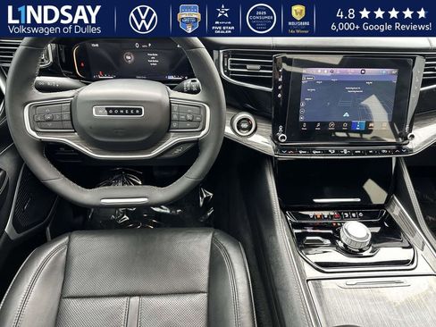 Used 2022 Jeep Wagoneer Series II w/ Premium Group I image 9