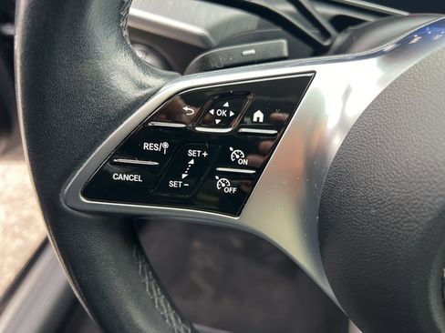 Used 2023 Mercedes-Benz C 300 4MATIC Sedan image 16