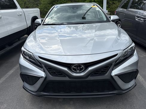 Used 2023 Toyota Camry SE w/ Convenience Package image 3