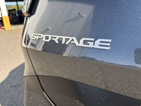 Used 2025 Kia Sportage EX w/ EX Premium Package AWD/4WD image 11