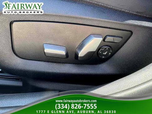 Used 2019 BMW 530i RWD image 16