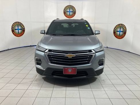 Used 2023 Chevrolet Traverse LT w/ Rear Camera Mirror Package AWD/4WD image 21
