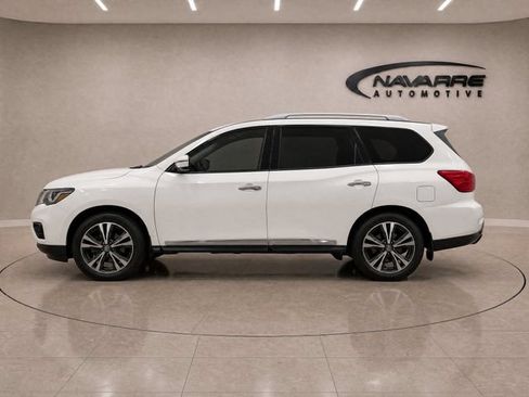 Used 2019 Nissan Pathfinder Platinum FWD image 5