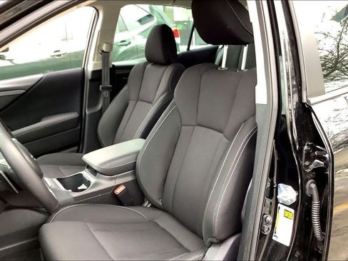 Certified 2025 Subaru Legacy Premium image 28