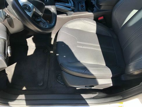 Used 2013 Ford Focus Titanium w/ Titanium Handling Pkg FWD image 15