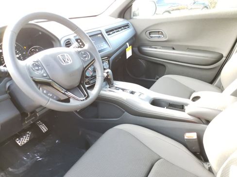Used 2020 Honda HR-V Sport image 7