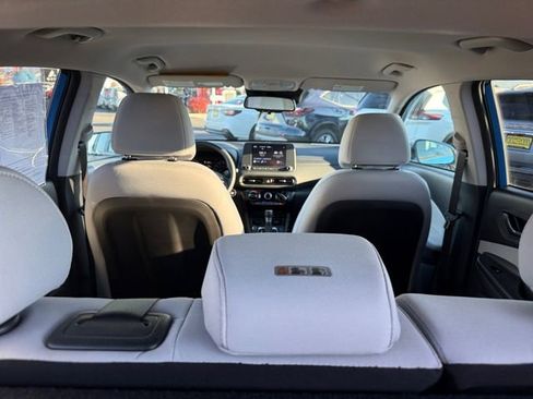 Certified 2022 Hyundai Kona SEL image 17