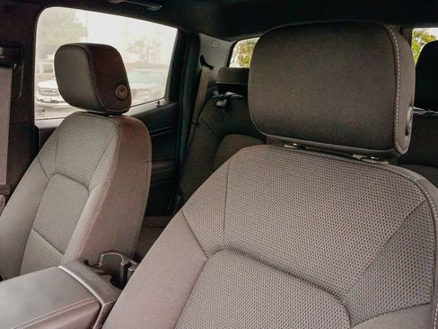 Used 2025 GMC Canyon Elevation image 15