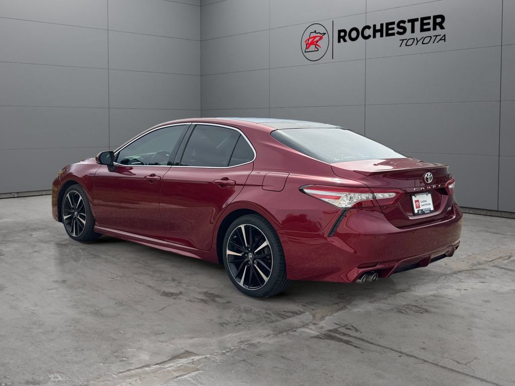 Certified 2018 Toyota Camry XSE FWD image 3