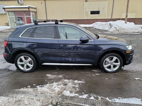 Used 2020 Audi Q5 2.0T Premium Plus w/ Premium Plus Package AWD/4WD image 4