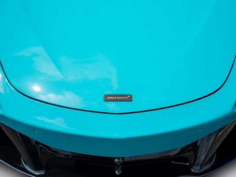 New 2025 McLaren Artura RWD image 21