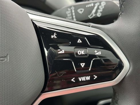 Used 2023 Volkswagen ID.4 Pro S Plus image 20