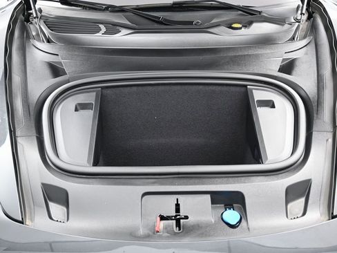 Used 2020 Porsche Taycan 4S image 42